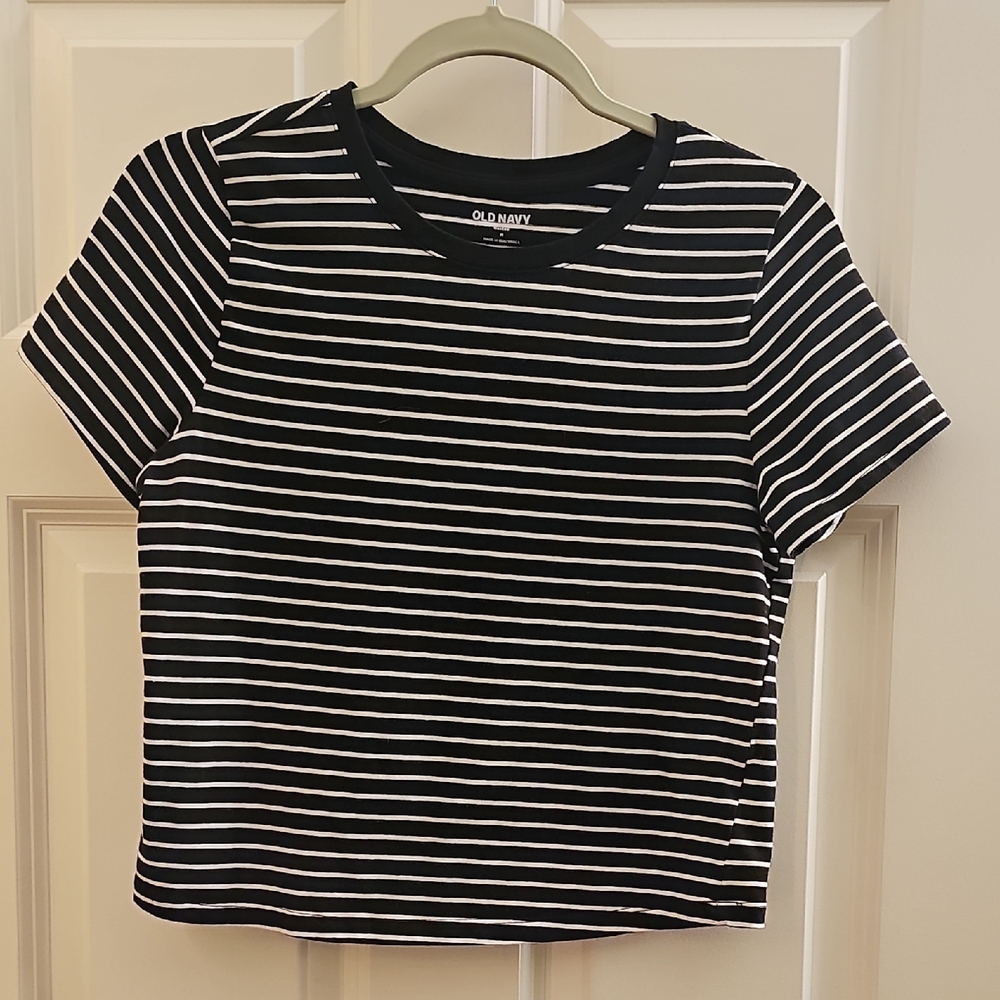 Old Navy Black and White Striped Crop Tee